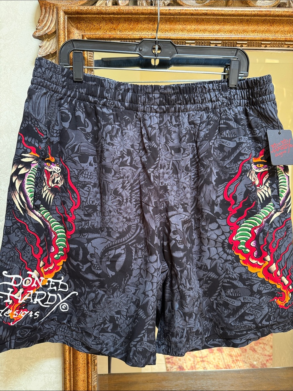 Ed Hardy Men's Black/Gray Shorts with Red and Green Dragon Motif. Size L. - Picture 1 of 16